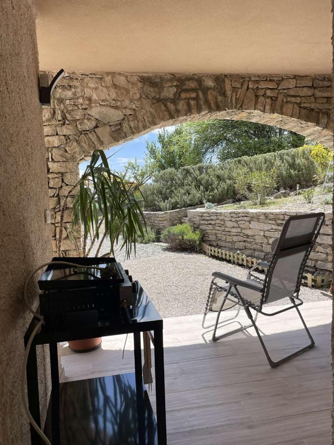 Gîte l’Inattendu Vachères Esterno foto
