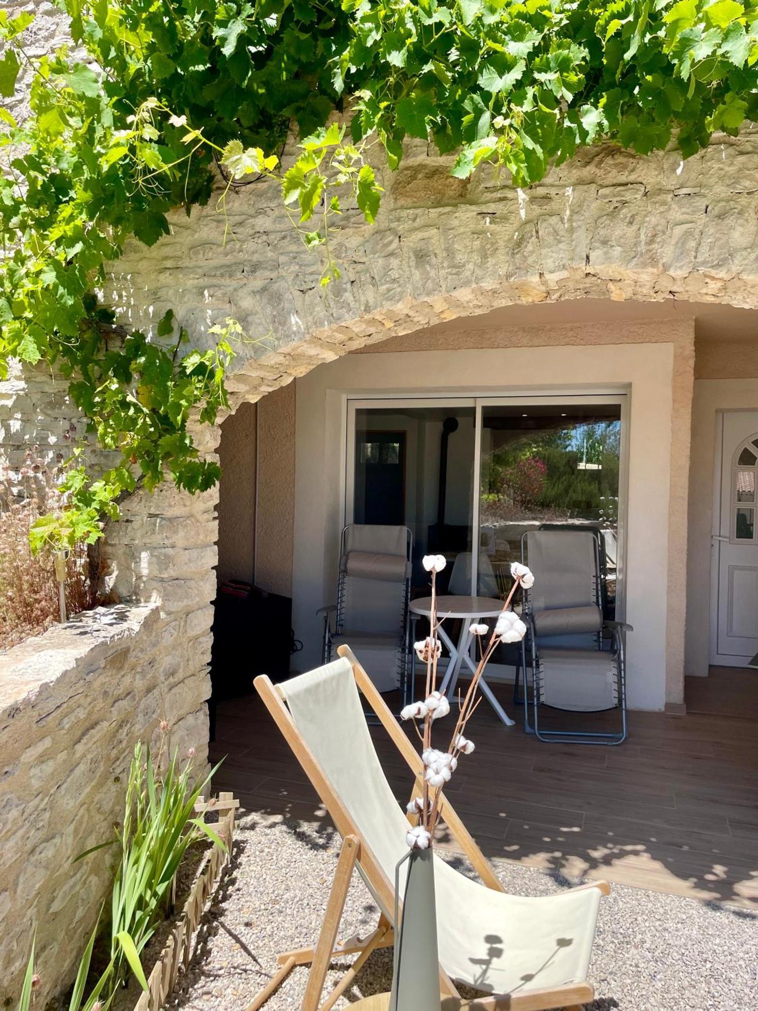 Gîte l’Inattendu Vachères Esterno foto